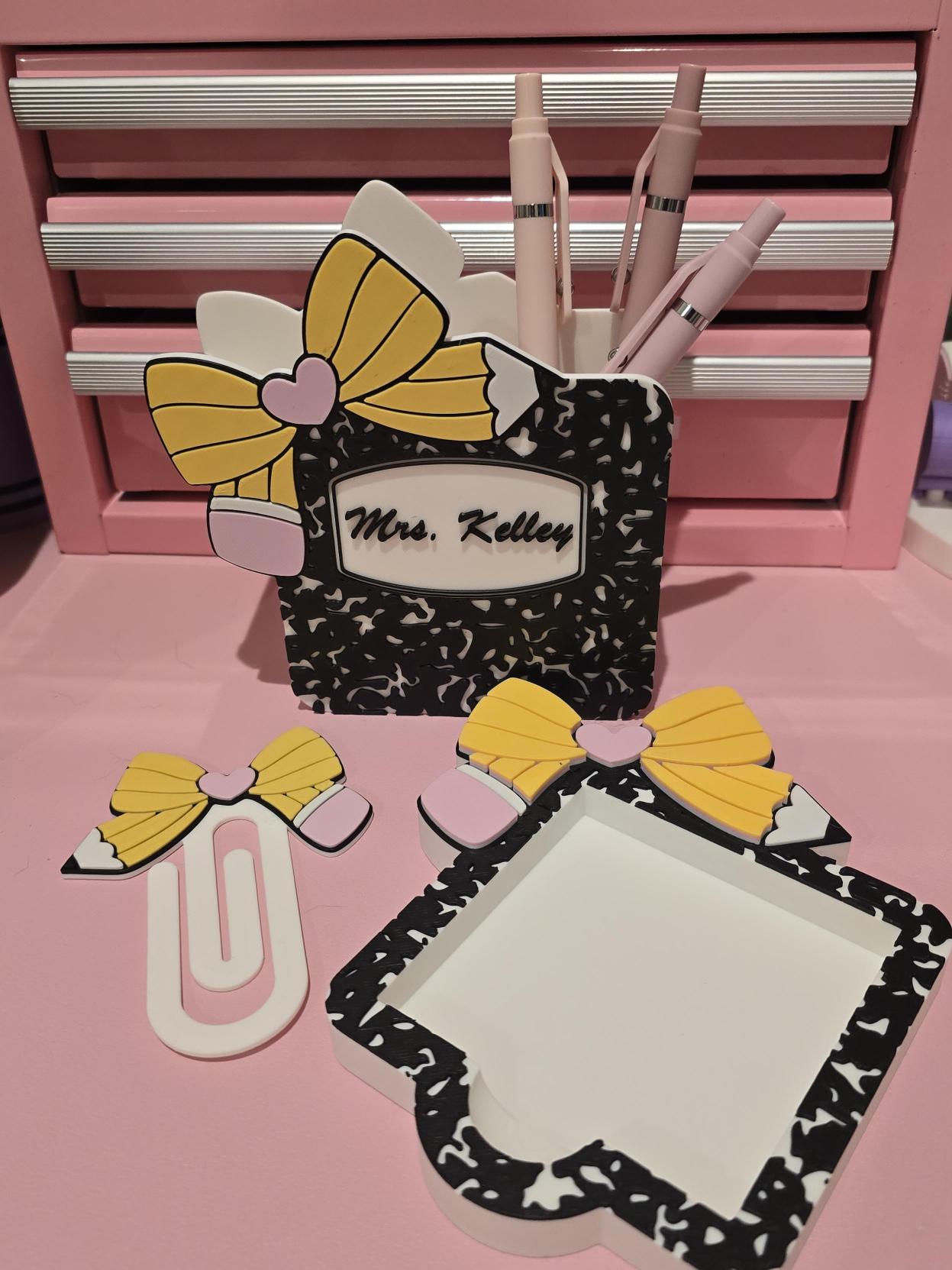 Personalized Composition - Full Desk Set